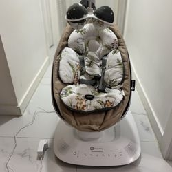 4 Moms Momaroo Swing