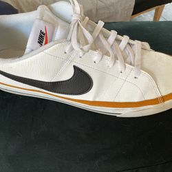 Nike  Size 13