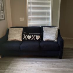 Queen Size Pull Out Couch