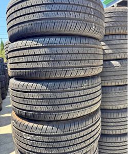 205/55/16 Cooper Tires. Con 80% de vida las 4