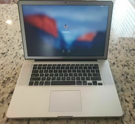Apple Macbook Pro A1286 Sierra Core i7 2011 Model 8GB RAM 500GB HHD