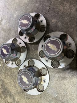 Chevrolet gmc rally wheel center caps Squarebody