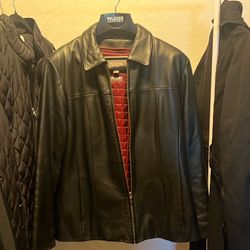 Women’s leather jacket