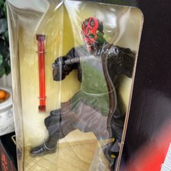 Darth maul Mega Collectible 