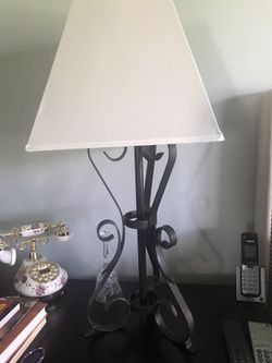 2 metals night lamp
