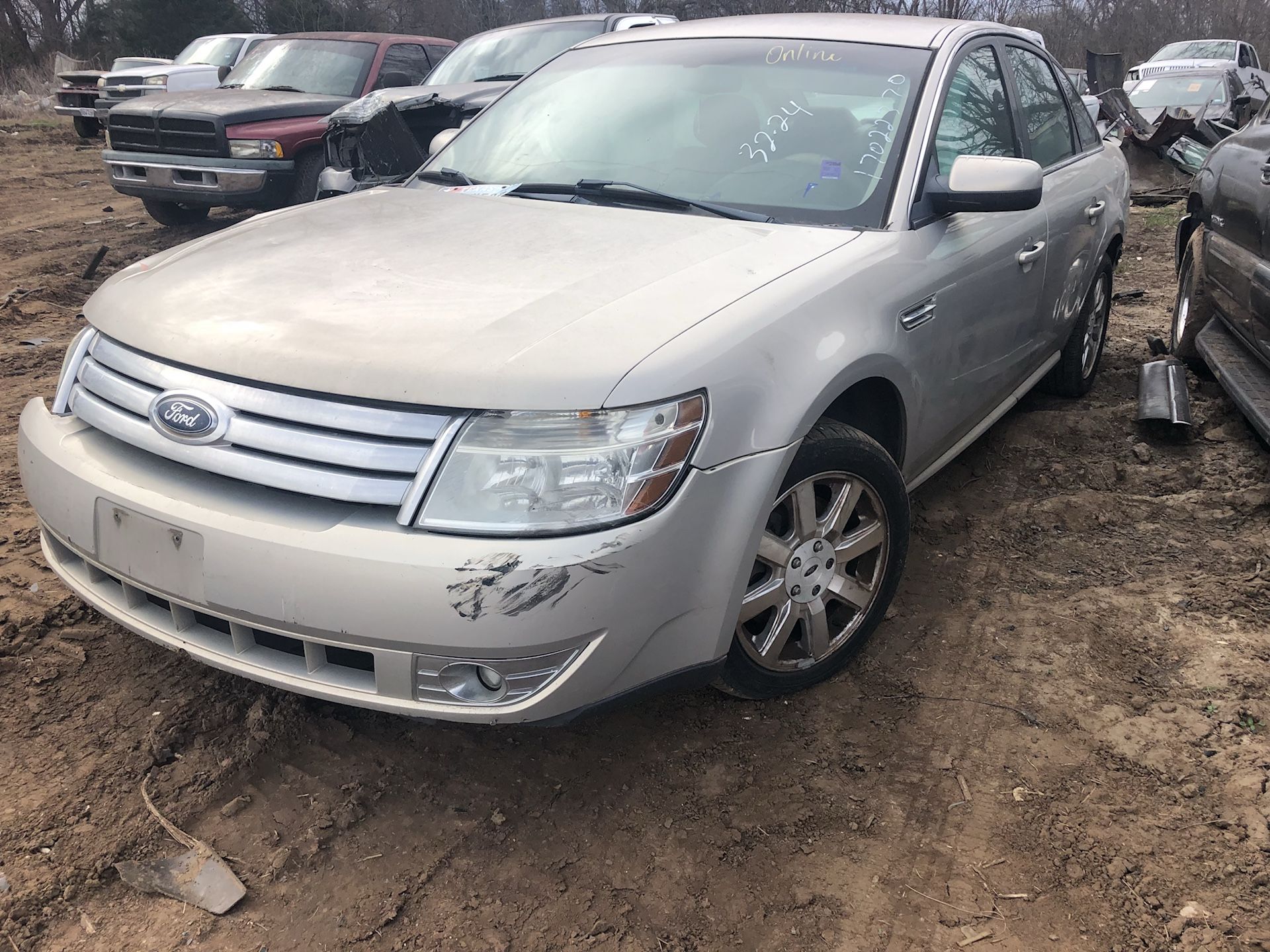 2006 Ford Taurus