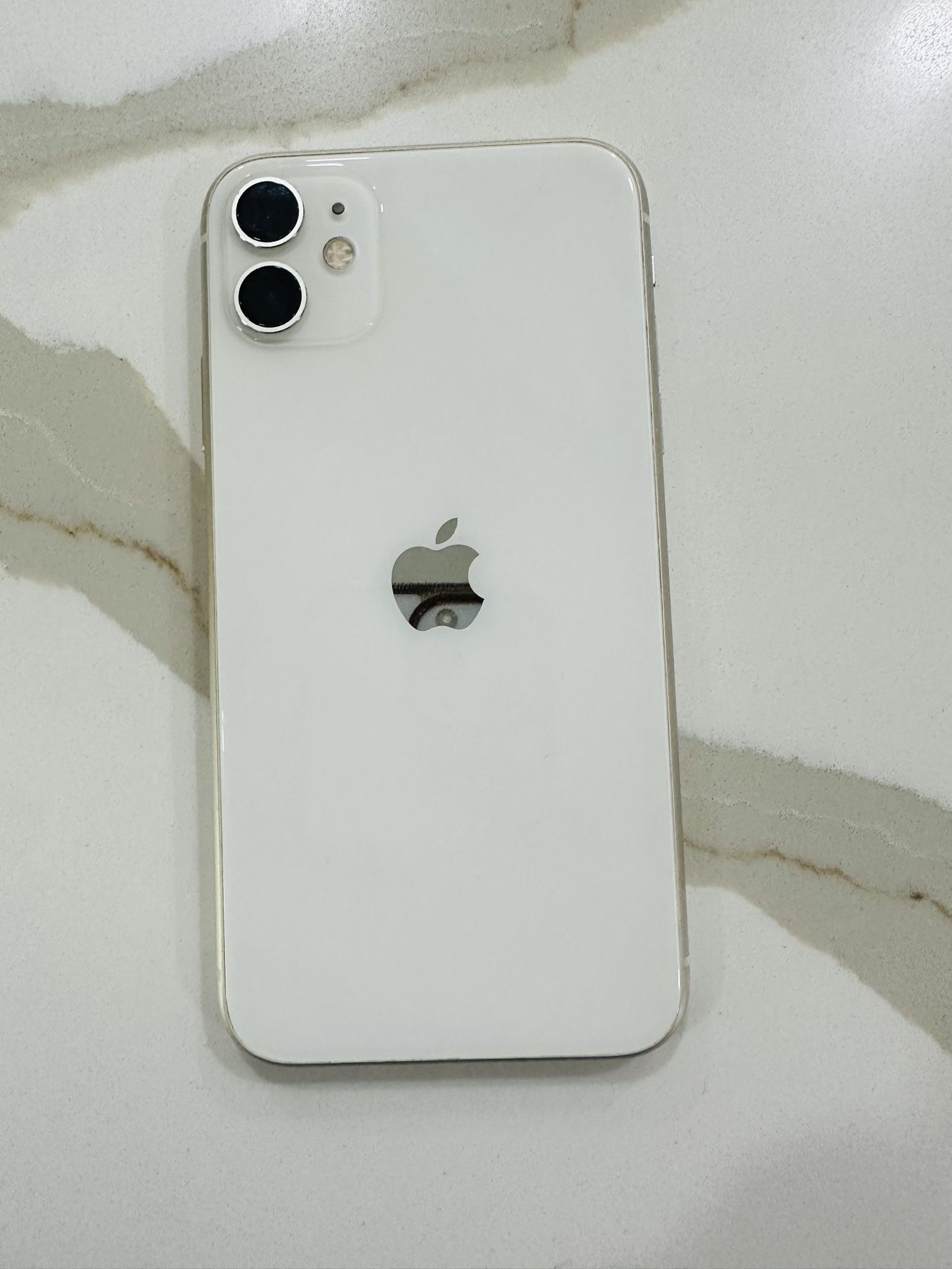 iPhone 11 128Gb White Unlocked