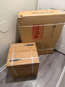 Vanity and mini refrigerator both 180$ brand new