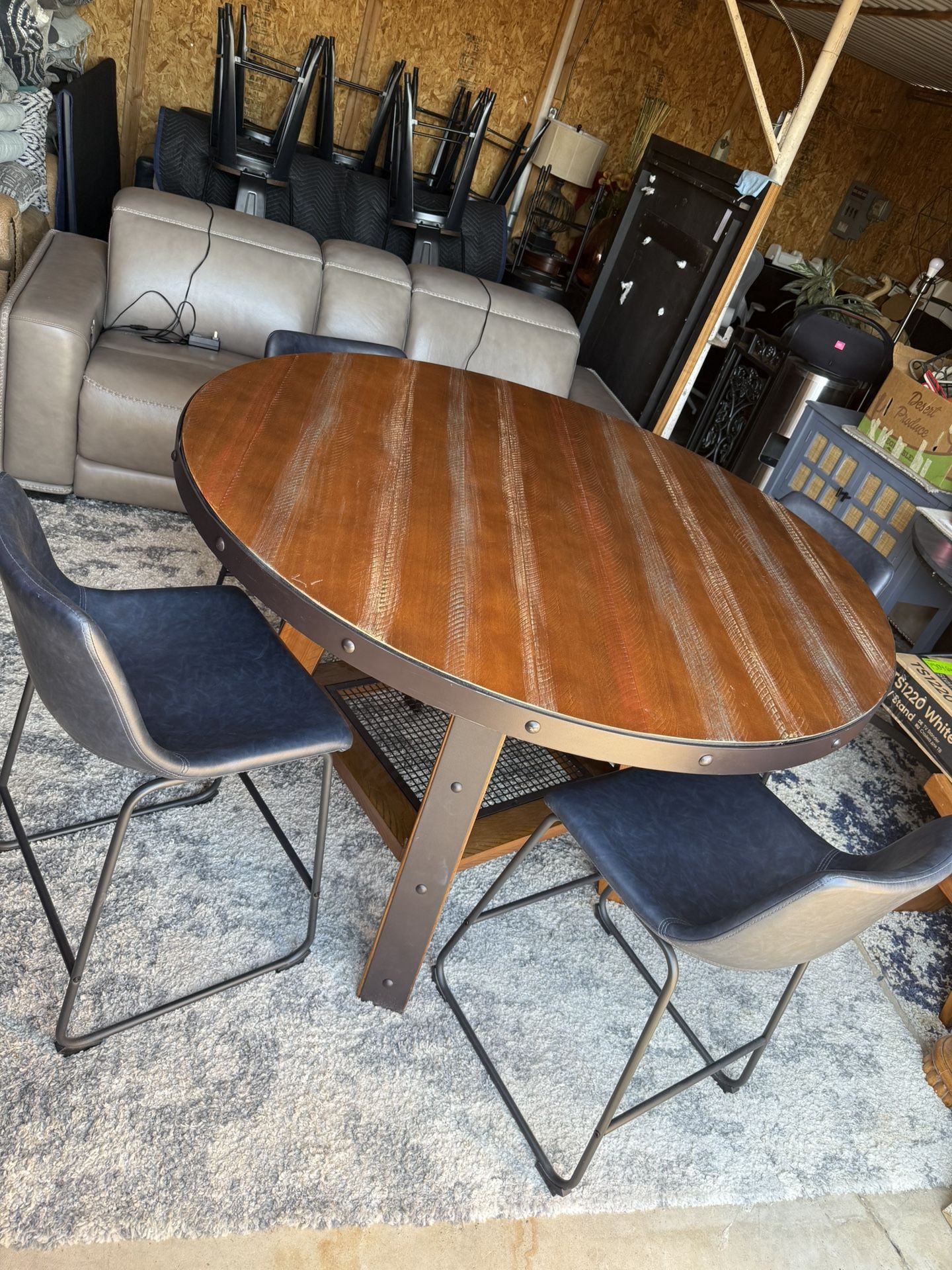 TAOS COUNTER TABLE WITH 4 CHAIRS