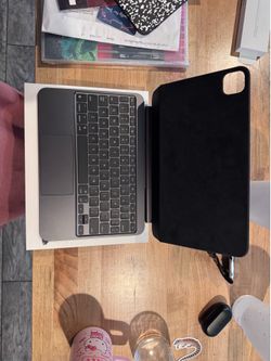 iPad Magic Keyboard