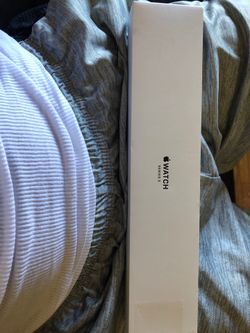 Apple Watch series 3 42mm gps brand new