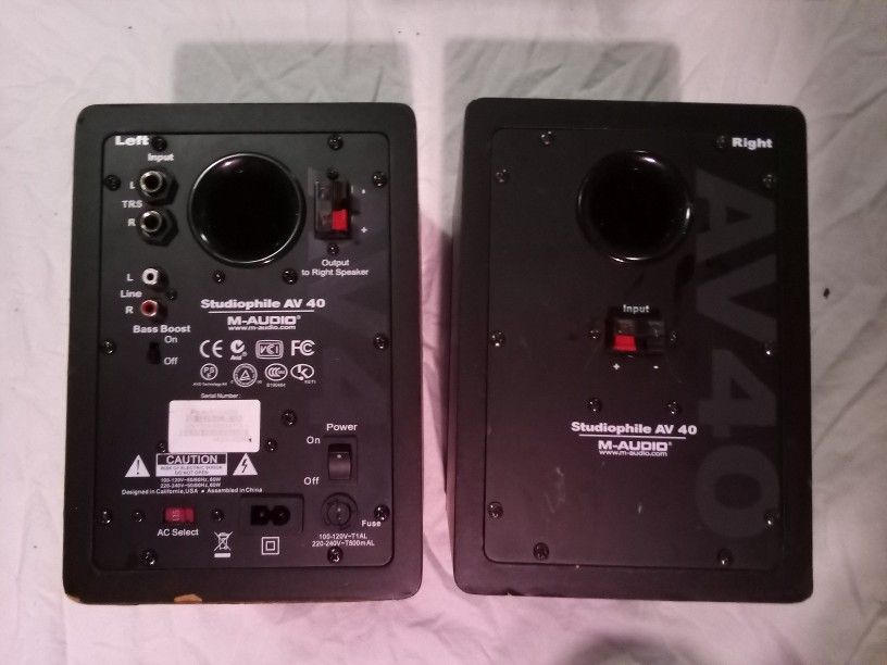 M Audio Av40 Powered Monitor Speaker Set (40w)