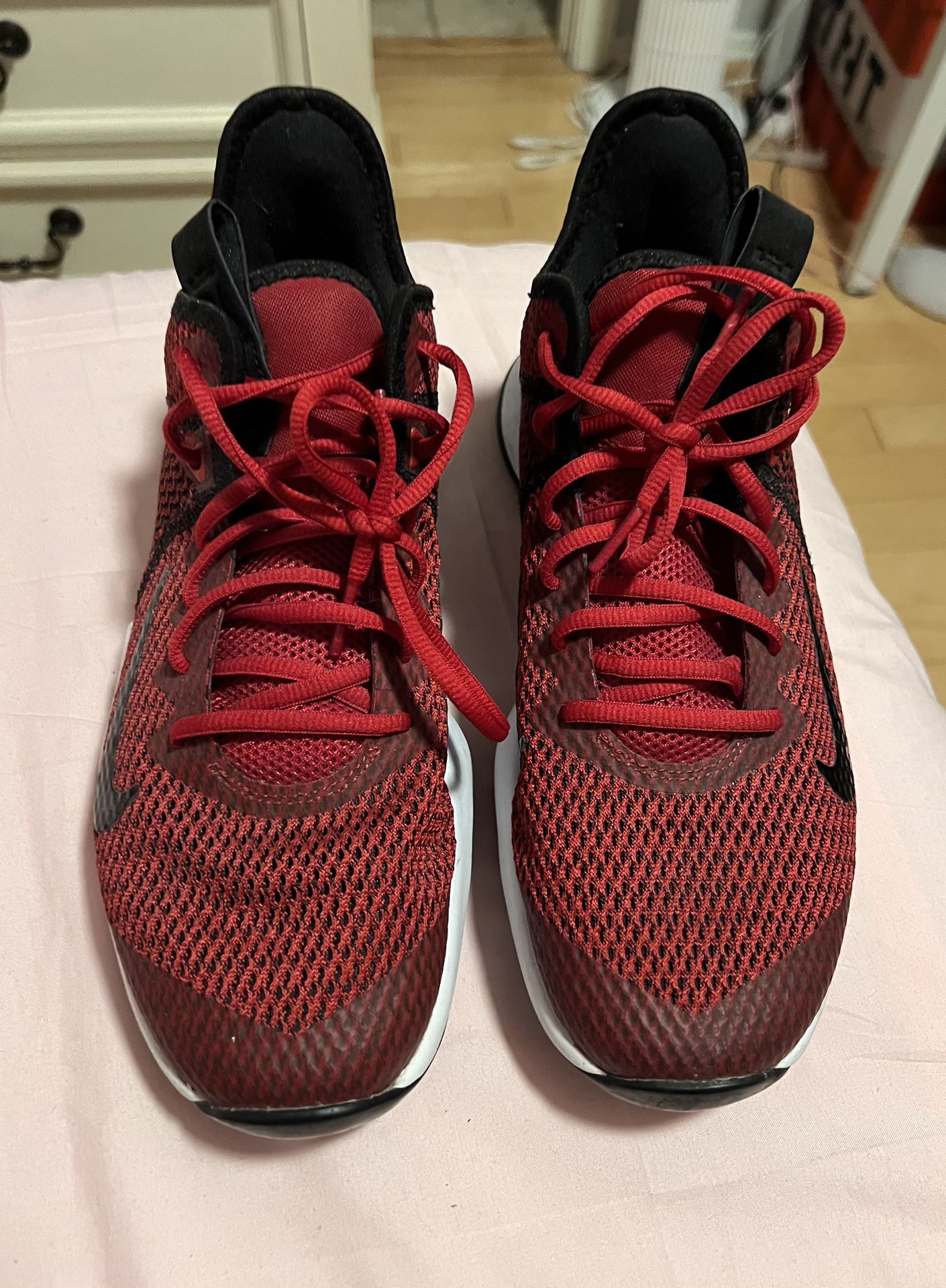 Red and Black Men’s Size 7.5 Nike LeBron Witness 4 for Sale in Dallas ...