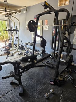 Nautilus squat rack