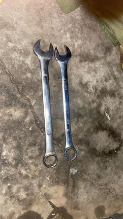 2 Combination Wrenches