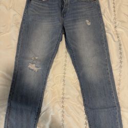 Woman’s Levi Jeans 