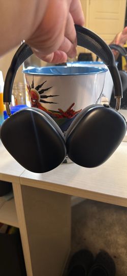 AirPod Maxes-Midnight Blue