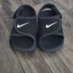 Nike BABY SUMMER SANDALS SZ 4
