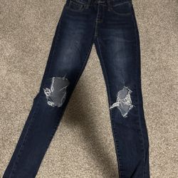 Levi’s 721 High Rise Skinny Jeans 