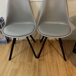 Set Of 2 Chairs 