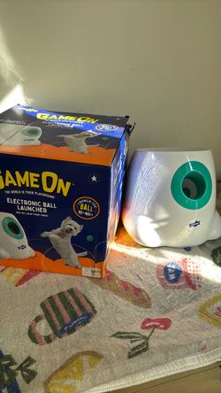 Electronic Ball Launcher
