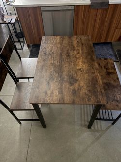 Dining table w/ 2 chairs and bench