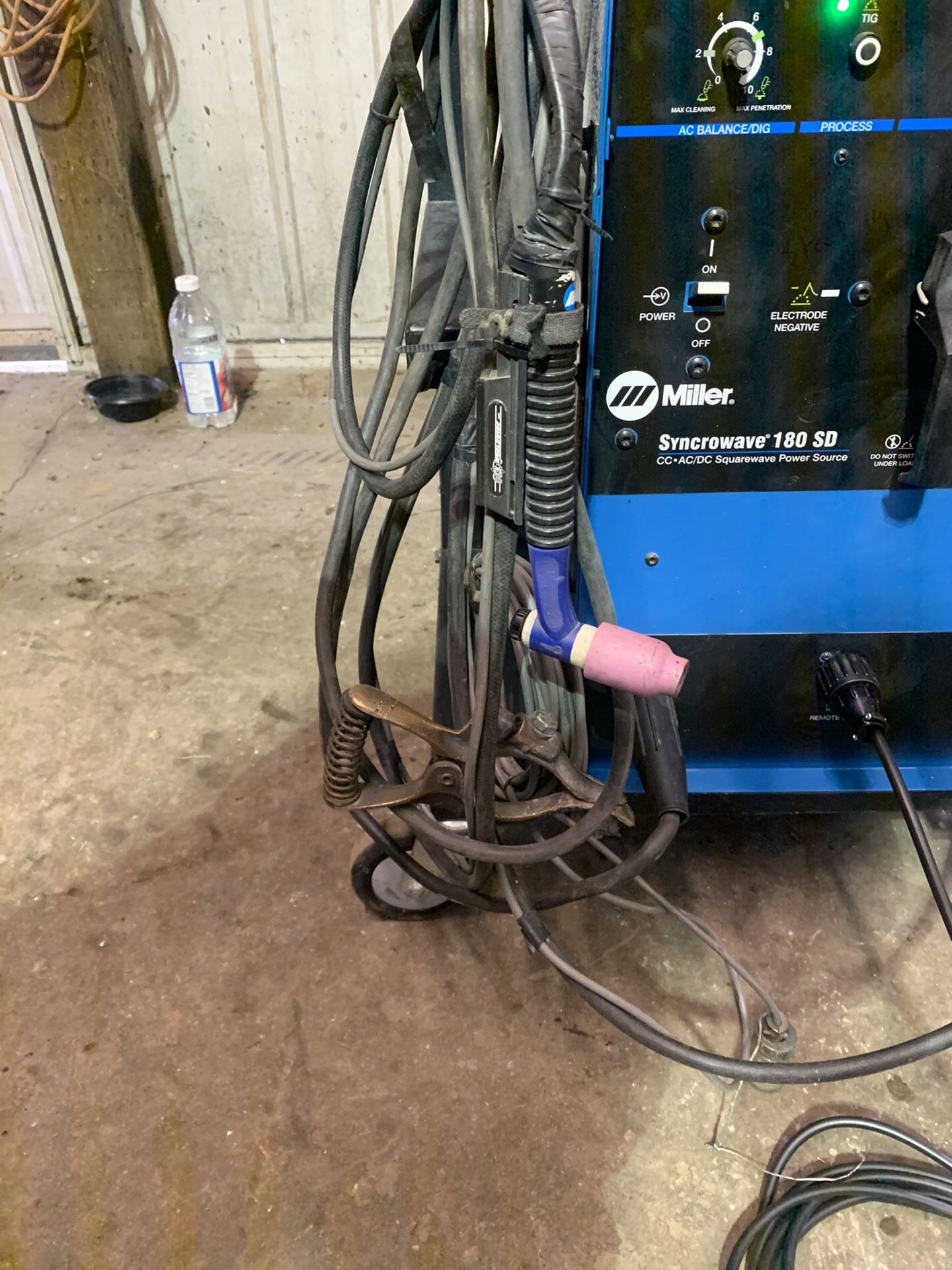 Miller Syncrowave 180 SD for Sale in Arlington, WA OfferUp