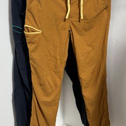 2 pair of REI pants men 32 x 32 BOTH for $15