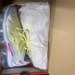 Nike Air VAPORMAX Plus 