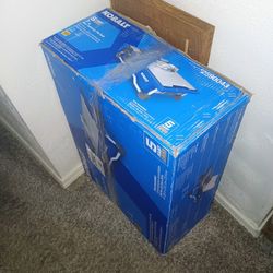 Kobalt 7” Wet Tile Saw – Like New