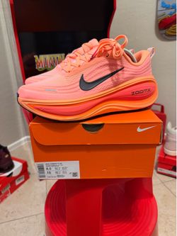 Nike Vomero Plus Orange
