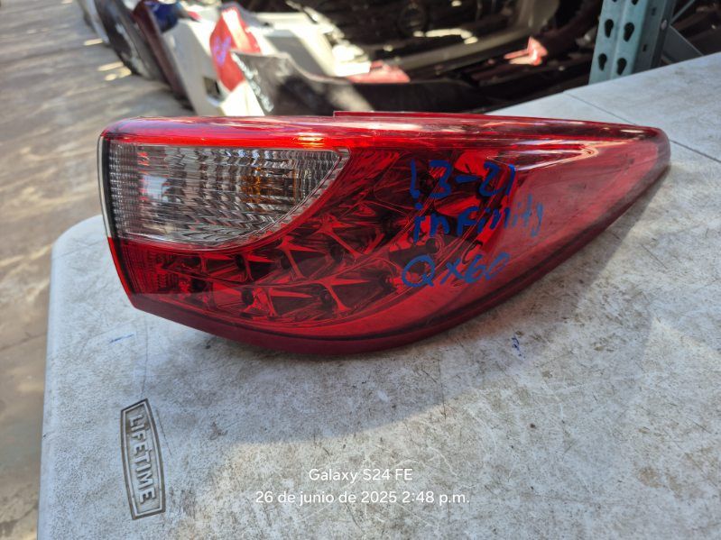 Infiniti Qx60 Right Tail Light Oem