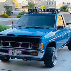 Front Black Hood Bra