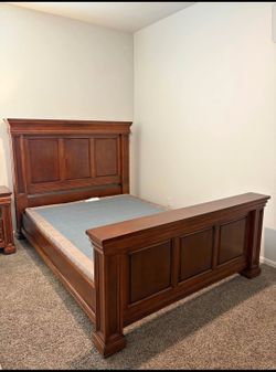 Solid Wood Bedroom set , two night stands, one dresser, blanket clothes storage , and queen size bed