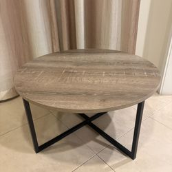 Round Coffee Table 