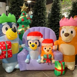 6.6’ Bluey Family Christmas Inflatable