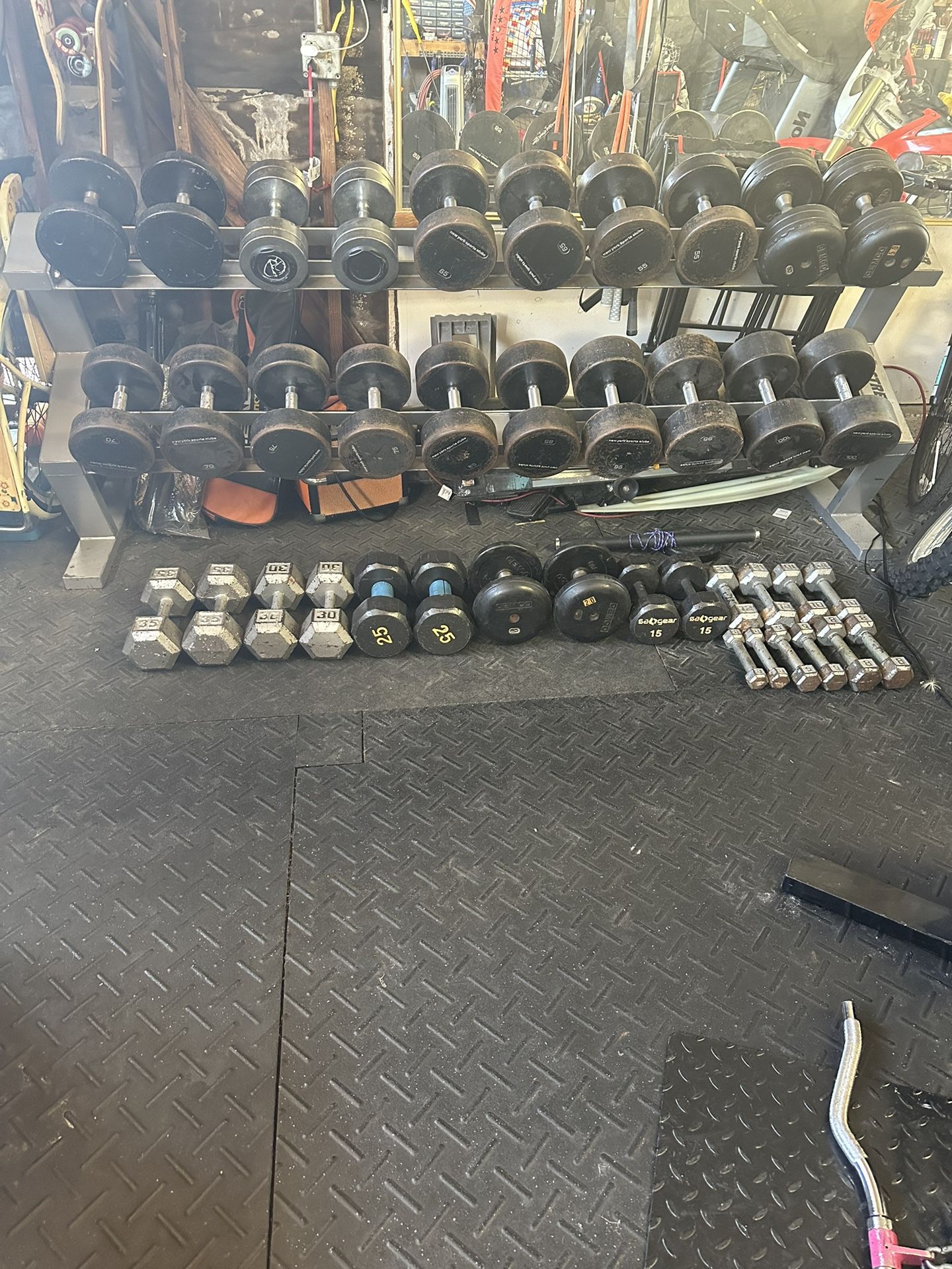 Dumbbell Set With Stand