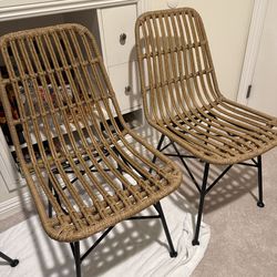 Patio / Dining Chairs set of 2