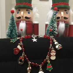 CHRISTMAS 🎄 BRACELET, NEW