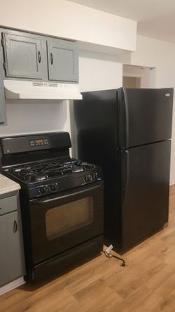 FRIDGE & STOVE