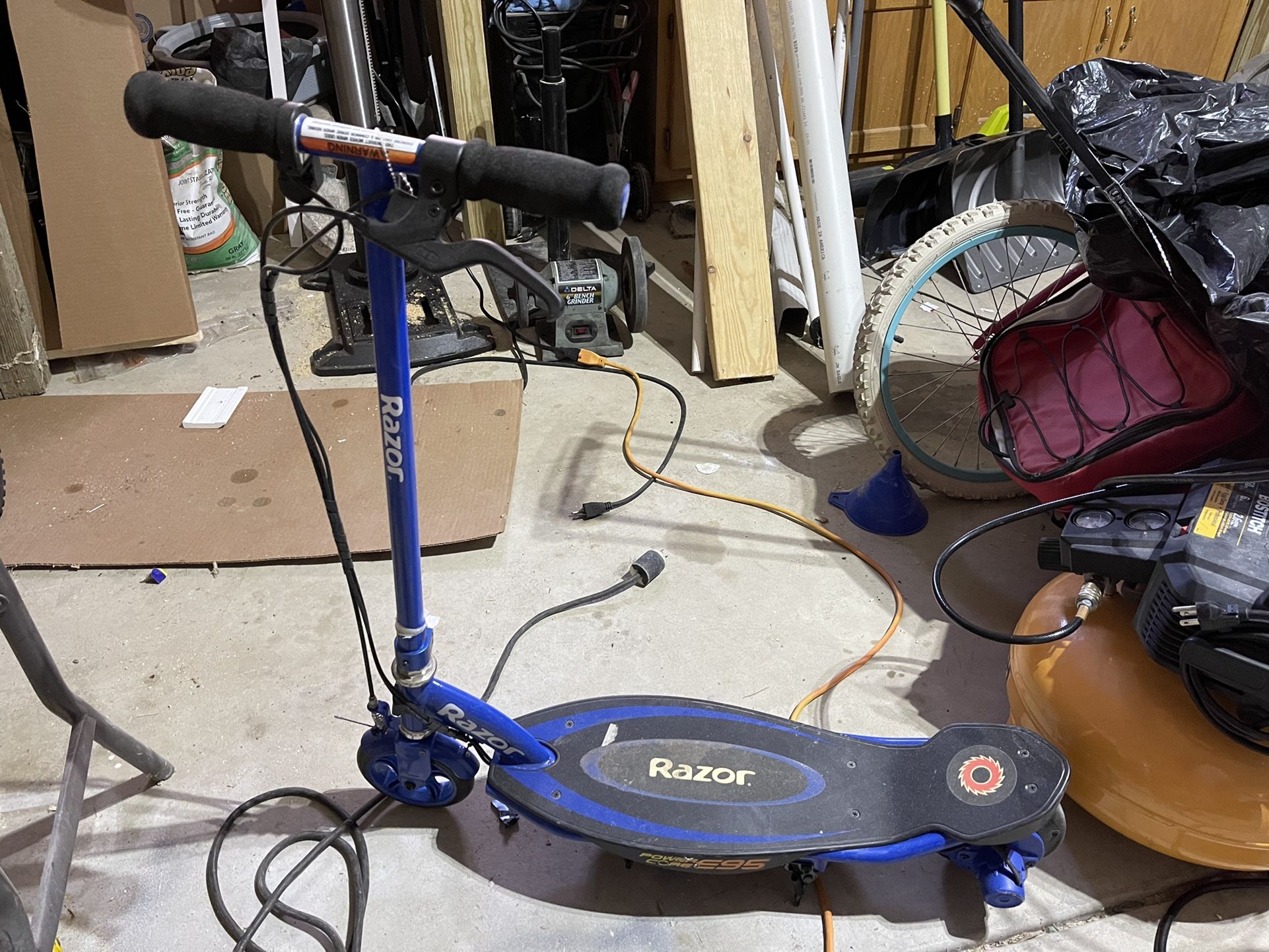 Electric Razor Scooter