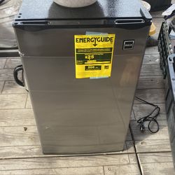 RCA Mim Fridge 