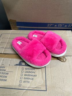 Hot Pink Fluffy Slide Slippers