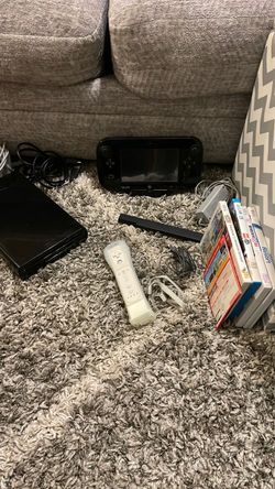 Nintendo Wii U Console Bundle – Games + Remote – Plug and Play