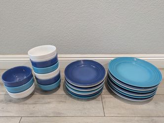 Le Creuset Stoneware Dishes