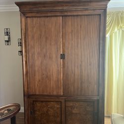 Ethan Allen TV Media Center With Storage