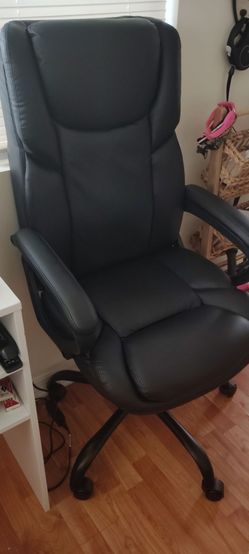 Brand new office chair