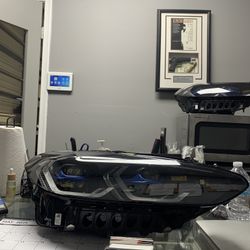 BMW M3/M4 G80/G82/G83 OEM CHROME RIGHT PASSENGER  LASER HEADLIGHT HOUSING 2021/2022/2023