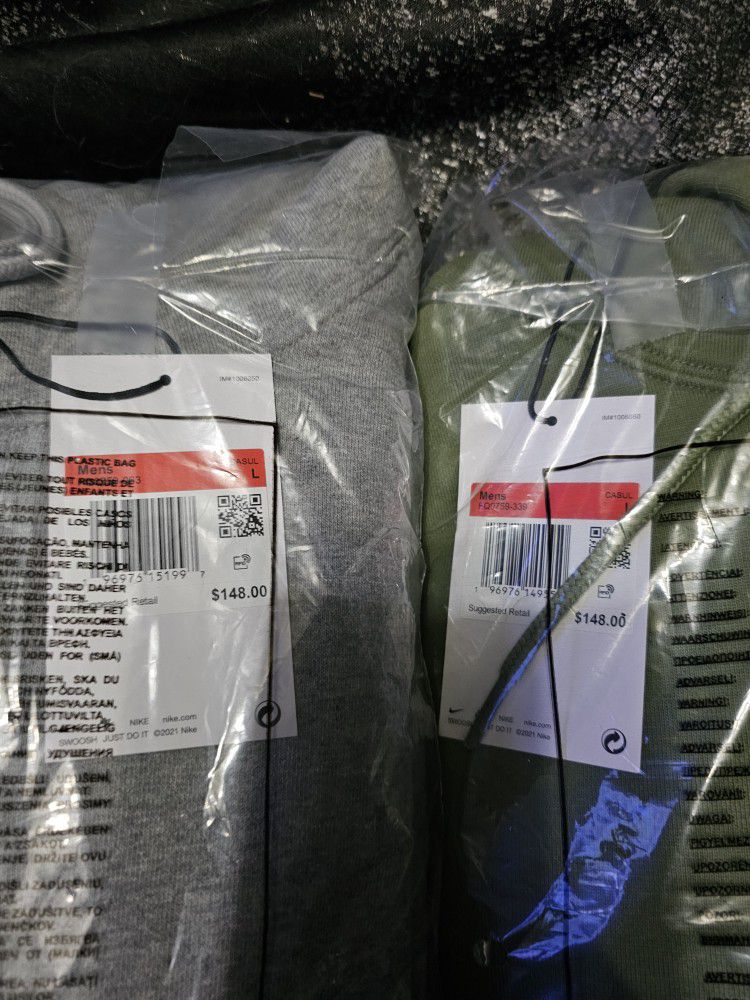 Supreme / Nike Hoodys. SOLD OUT