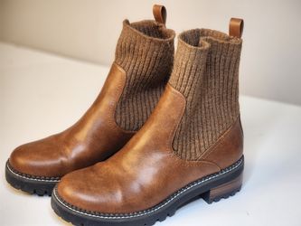 Sock Top Boots Brown